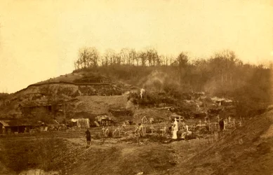 Fotografi fra et personlig album av en infanteriløytnant under de første månedene av første verdenskrig