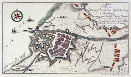 Plan over Memel (dagens Klaipeda, Litauen), under byens overgivelse, 27. juni til 5. juli 1757. Vannetsning i 1764 farger.