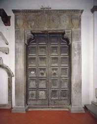 Portal for skredder- og draperlaugene (stein)