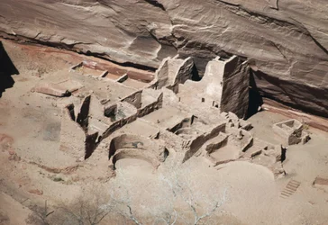 Rester av Antelope House, Canyon de Chelly National Monument, Navajo Indian Reservation, Arizona, USA (bilde)