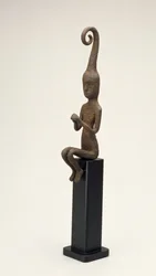Sittende figur, 1800-begynnelsen av det 20. århundre