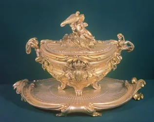 Suppeterrin, Louis XV, laget for keiserinne Elizabeth (1709-62) av Russland, av F.T.Germain, Paris