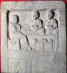 Stela Relieff av en begravelsesbankett (stein) med gresk inskripsjon, Lilleasia
