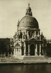 Basilikaen Santa Maria della Salute ved enden av Canal Grande. Venezia-fotografi av Wilhelm Bode