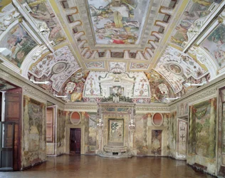 Hovedsalongen, designet av Pirro Ligorio (ca. 1500-83) for kardinal Ippolito II d
