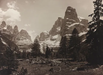 Utsikt over den alpine tundraen Brenta Alta, i Brenta-gruppen