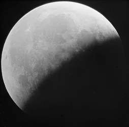 Astronomisk glassplate av måneformørkelsen (1910)
