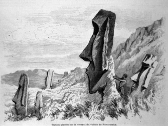 Statuer plassert i skråningen av vulkanen Ronoraraka på Påskeøya (Rapa Nui). Gravering 1871.