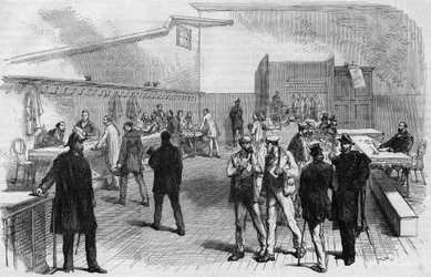 The elections in Paris in 1869: distribution of electoral maps to the town hall of Montmartre. Engraving from 1869.