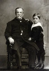 Portrett av Louis Pasteur (1822 - 1895) og hans barnebarn Louis Pasteur Vallery - Radot i 1893.