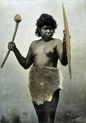 Australsk aboriginsk kone med ansvar for mannens armer - autokrom