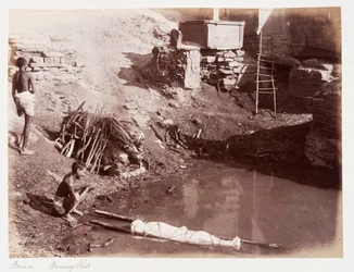 Benares Burning Ghât, ca. 1885 (sepia-bilde)