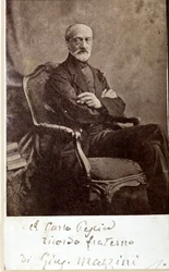 Portrett av Giuseppe Mazzini, med autograf (s/hvitt foto)