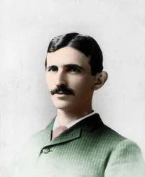 Portrett av Nikola (Nikola) Tesla (1857-1943). Elektroingeniør og kroatisk fysiker naturaliserte amerikaner.