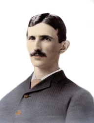 Portrett av Nikola Tesla, kroatiskfødt serbisk ingeniør, fysiker og oppfinner