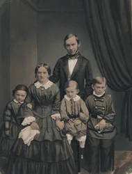 Portrett av en familie, 1850-tallet (foto)