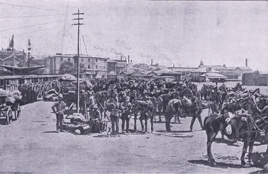 Forsterkninger går i land i Capetown, fra After Pretoria: The Guerilla War utgitt av Harmsworth Bros Limited