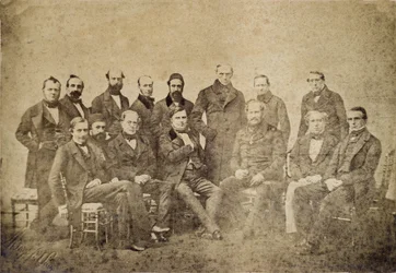 Paris-kongressen var en fredskonferanse holdt i Paris, Frankrike, i 1856 mellom representanter for Europas stormakter for å slutte fred etter den nesten tre år lange Krimkrigen - Krimkrigen (1853-1856): legater som representerer de enkelte maktene ved