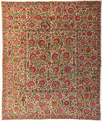 En susani brodert i ligget silke