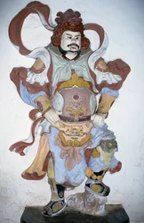 Statue av tempelets vokter, Thien Mu Pagoda, Hue, Vietnam