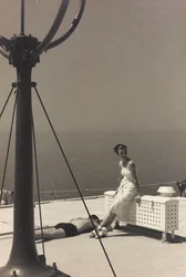 Par om bord på cruiseskipet «Oceania», fra albumet «At the Edge of Oceania 28. juli til 10. august 1935»