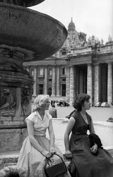 Utlendinger i Roma, ca. 1960 (gelatinsølvtrykk)