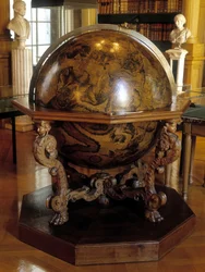 Coronellis himmelglobus etter Gatelliers meridian. Denne globusen ble laget av fransiskanermunken Vincenzo Coronelli (1650-1718). Institut de France, Paris.