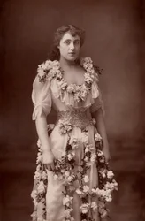 ""Julia Neilson (1868-1957) engelsk skuespillerinne.(woodburytype)