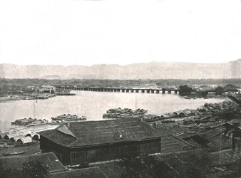 The River Min and the Great Bridge, Foochow, Kina, 1895.