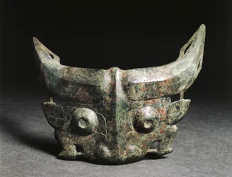 Rituell maske som forestiller Taotie, Kina, Vestlige Zhou-dynasti