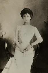 Portrett av Maud, dronning av Norge (foto)
