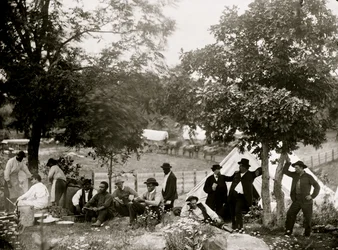 Gettysburg, Pennsylvania. Kaptein [John J.] Hoffs leir. 1865 (bilde)
