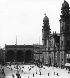 Den katolske teaterkirken St Cajetan, München, Tyskland, ca 1900-tallet.