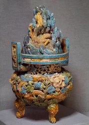 Kinesisk kunst: brennerparfymer i terrakotta. Yuan-dynastiets periode. 1271-1368.