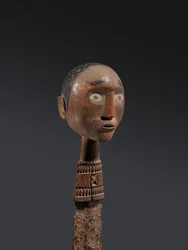 Kniv (stål og tre)