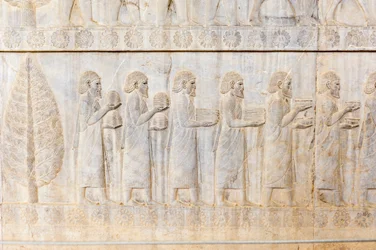 Gammelt relieff av Achaemenidene; delegasjon av jonerne; Apadana-palasset; arkeologisk funnsted; den gamle persiske byen Persepolis; UNESCOs verdensarvliste; Fars-provinsen; Iran; Asia