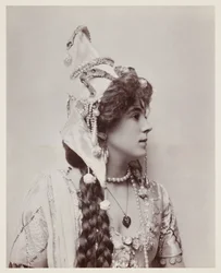 Edwardiansk portrett, kvinne i eksotisk drakt